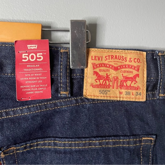 NWT Levi's 505 Dark Wash Jeans 38x34 100% Cotton - Picture 11 of 11